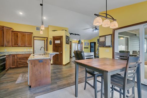 603 Brookwood Ln, Saint Cloud MN  56303-4812 exterior