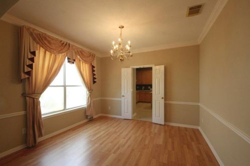 7222 Ellaview Ln, Austin TX  78759-3061 exterior