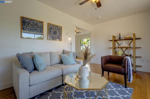 18448 Standish Ave, Hayward CA  94541-1323 exterior