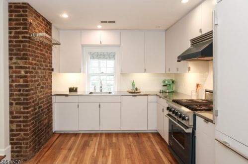 344 Ridgewood Rd, South Orange NJ  07079-1622 exterior