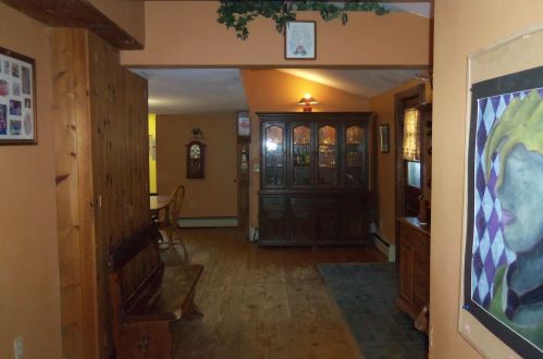 16 Bow St, Northwood, NH 03261-4108