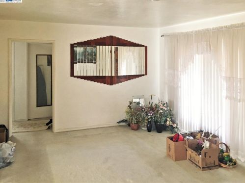 739 Hutchings Dr, San Leandro, CA 94577-1333
