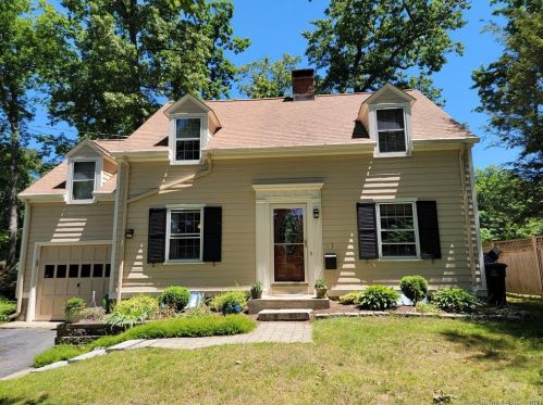 24 Leominster Rd, Bristol, CT 06010-4337