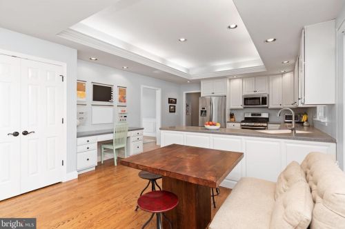 5915 Westover Dr, Navy Sup Dpt PA  17050-6871 exterior