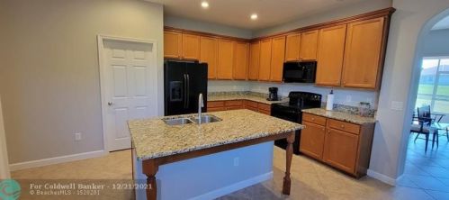 7654 Fieldstone Ranch Sq, Vero Beach FL  32967-2948 exterior