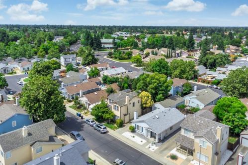 8970 Vista Campo Way, Elk Grove CA  95758-6266 exterior