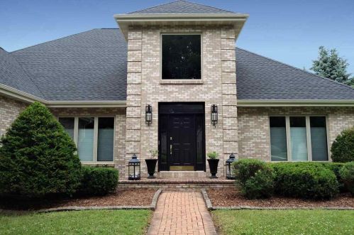 5 Deneveu Cir, Fond Du Lac, WI 54935-5457