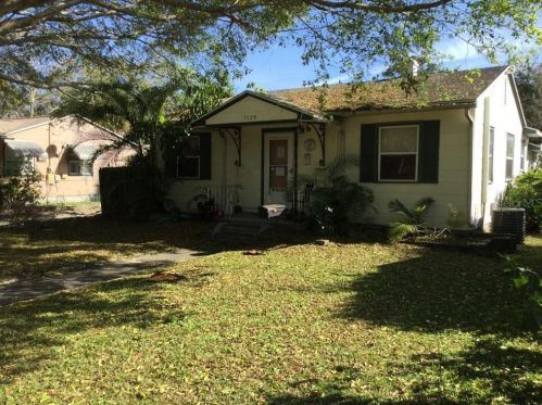 1126 30th Ave, Saint Petersburg, FL 33704-1929