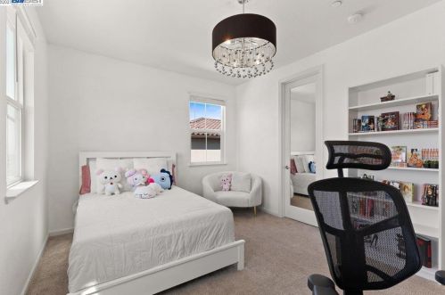 1799 Tramonti Dr, Pleasanton CA  94568-4249 exterior