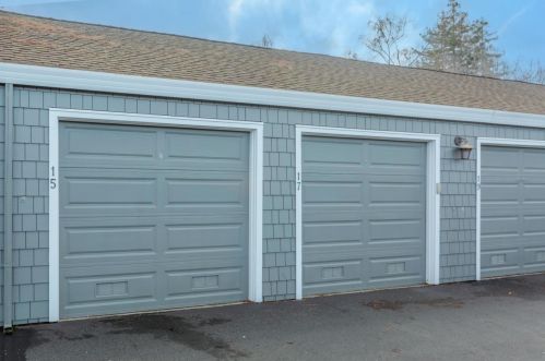 2080 Marich Way, Mountain View CA  94040-2267 exterior