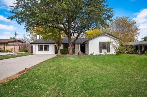 1919 Brenton St, Irving, TX 75062-3553