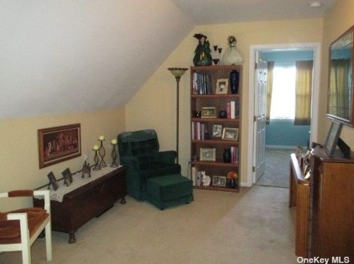 69 Mowbray St, Canaan Lake NY  11772-2113 exterior