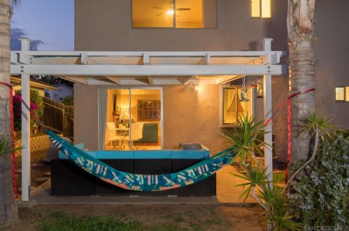 172 Santa Maria Ct, Vista CA  92083-5823 exterior