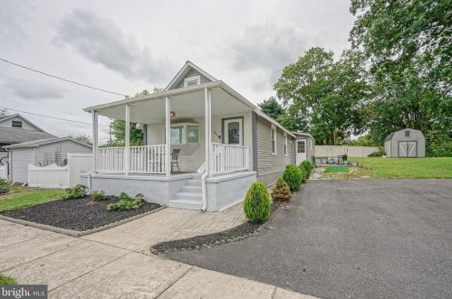 1867 Bellevue Ave, West Deptford, NJ 08096-3830