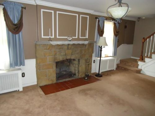 359 Thornwood Dr, Canonsburg, PA 15317-3850