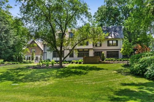 330 Shields Ln, Sewickley PA  15143-1036 exterior