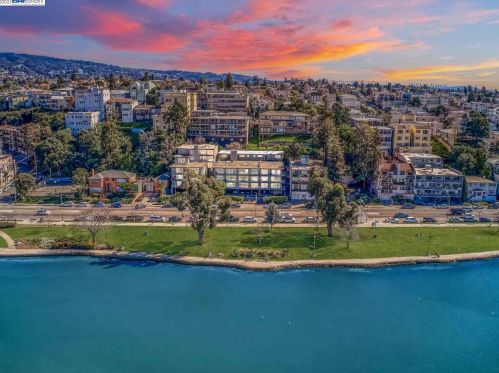 2316 Lakeshore Ave, Oakland CA 94606-1014 exterior