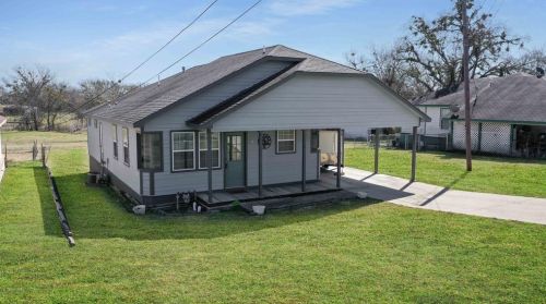 316 Woodard St, Farmersville, TX 75442-1733