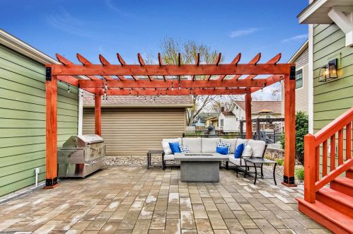 1317 Juliet Ave, Saint Paul, MN 55105-2906