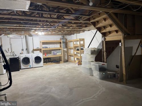 842 Woodcrest Turn, Dover DE  19904-2412 exterior