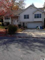 9 Sweet Arrow Dr, Hummelstown, PA 17036-2721