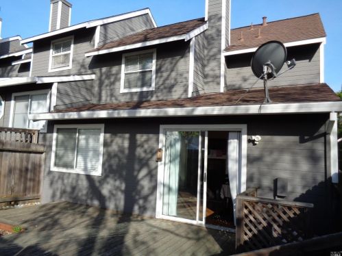 1320 7th St, Benicia CA  94510-3587 exterior