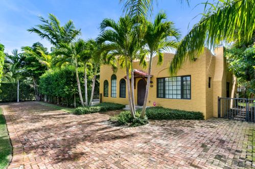 312 Barcelona Rd, West Palm Beach, FL 33401-7710