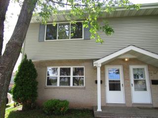 455 Westfield St, Oshkosh WI  54902-4104 exterior