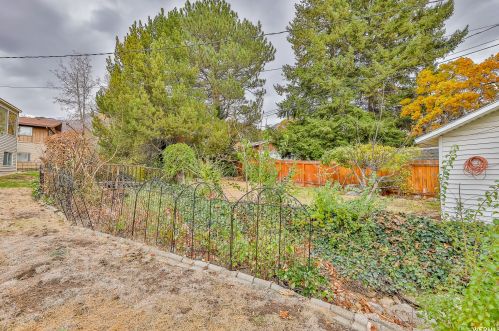 1096 Cambridge Rd, West Kaysville UT  84037-1305 exterior