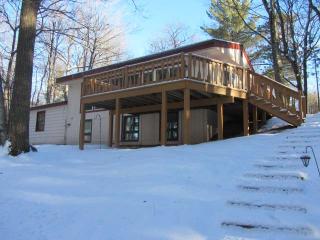 8531 Hower Rd, Minocqua, WI 54548-9018