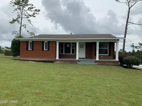 2940 Dogwood St, Marianna FL  32446-3215 exterior