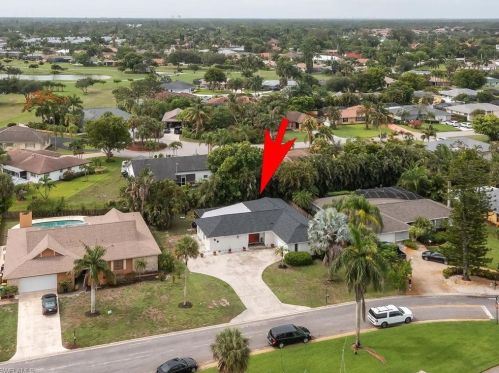 46 Thorncrest Ln, Naples FL  34113-8335 exterior
