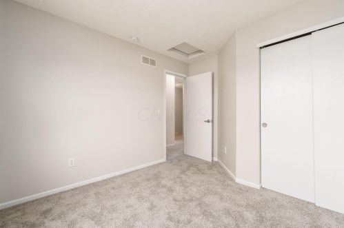 7720 Solomen Run Dr, Blacklick OH  43004-9083 exterior