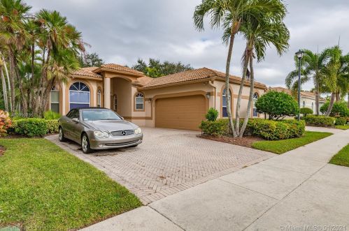 5343 Ventura Dr, Delray Beach, FL 33484-8387