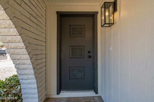 3847 Anderson Dr, Glendale, AZ 85308-4208