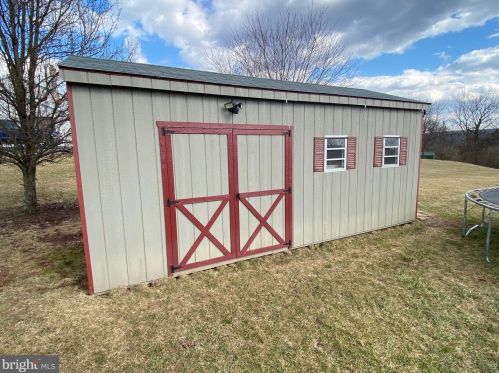 38 Millers Rd, Schuylkill Haven PA  17972-9387 exterior