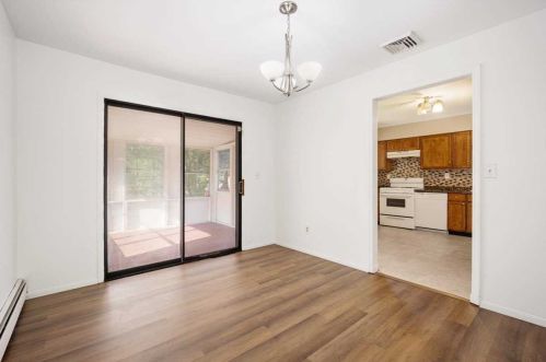 72 Spook Hl Rd, New Hamburg NY  12590-4305 exterior