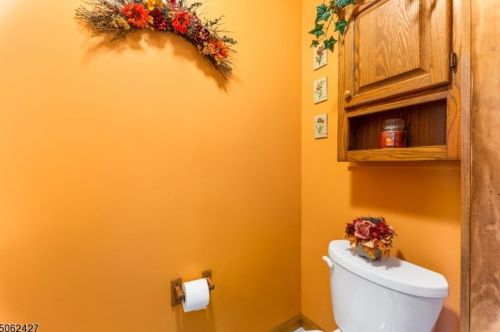 22 Glenbrook Dr, Fredon NJ  07860-6595 exterior