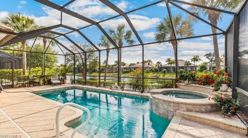 15875 Delaplata Ln, Naples, FL 34110-2806