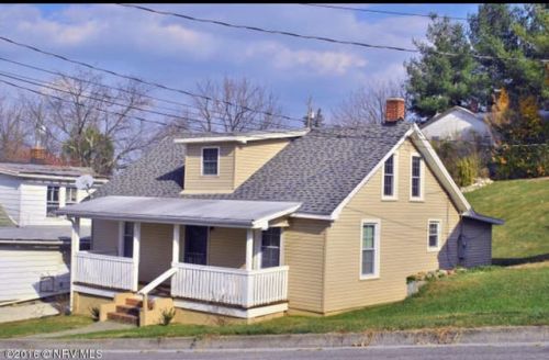 207 Madison Ave, Snowville, VA 24301-6523