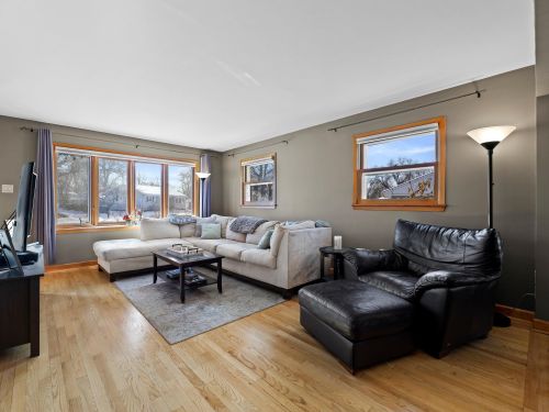 1110 Evergreen Dr, Waukesha WI  53188-2318 exterior