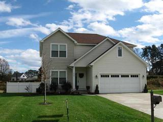 7537 Oakwilde Dr, Fairview, PA 16415-2065
