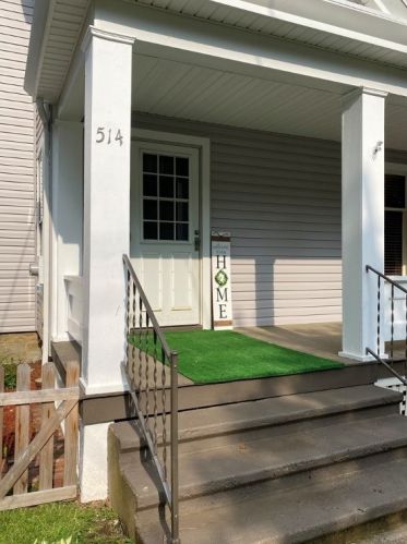 514 Liberty St, Franklin PA  16323-1057 exterior