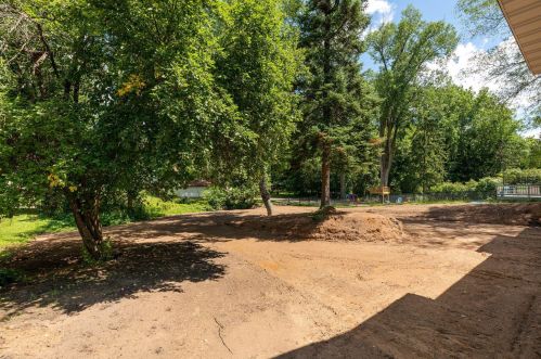 115 Greenwood St, Saint Paul MN 55115-2247 exterior