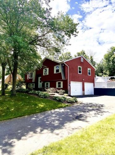 7 Sherman Ln, Terryville, CT 06786-4710