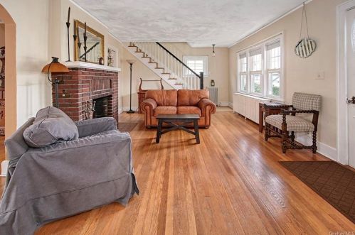 148 Fairview Ave, Rye Brook, NY 10573-2906