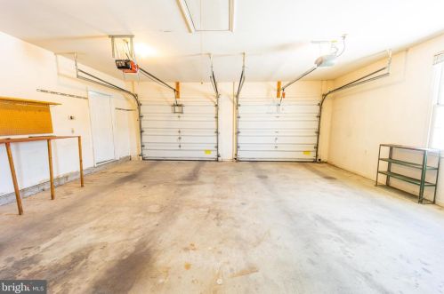 20 Gideon Ln, Falling Waters WV exterior