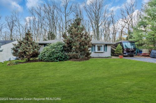 418 Leesville Rd, Jackson Twp, NJ 08527-4803