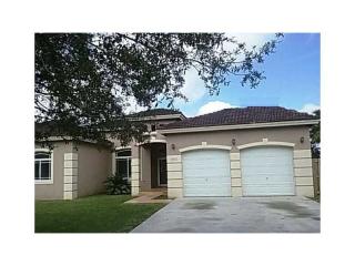 13137 215th Ter, Miami, FL 33177-7475