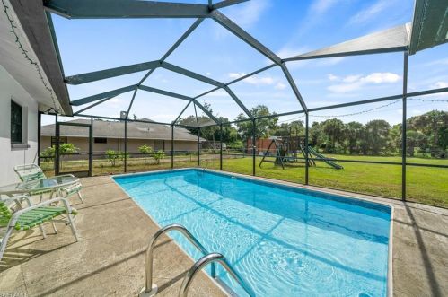 316 Robert Ave, Lehigh Acres FL 33936-4338 exterior